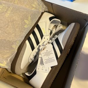 Adidas samba NWT